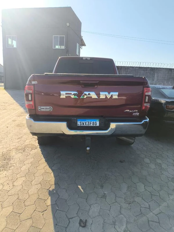 Leilão Detran|ES: Dodge Ram 3500 Longhorn 2023/2023 por Divulgação Detran|ES