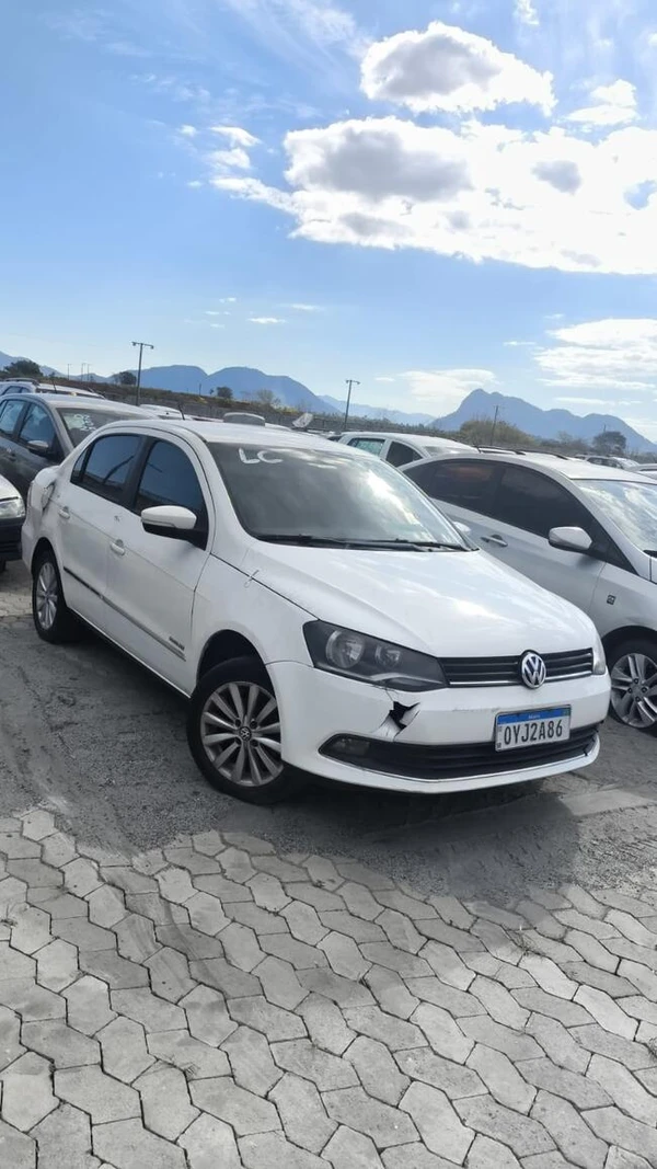 Volkswagen Voyage (2014/2015) por Divulgação Detran|ES