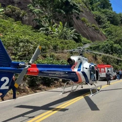 Uma das vítimas foi socorrida em estado grave pela equipe do Notaer e levada ao Hospital Jayme Santos Neves, na Serra
