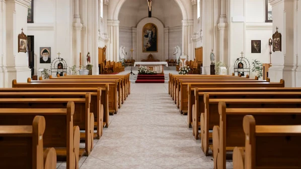 Os recursos vão estar disponíveis para investimentos em estrutura física de templos e igrejas, equipamentos audiovisuais, aquisição de veículos e outros projetos