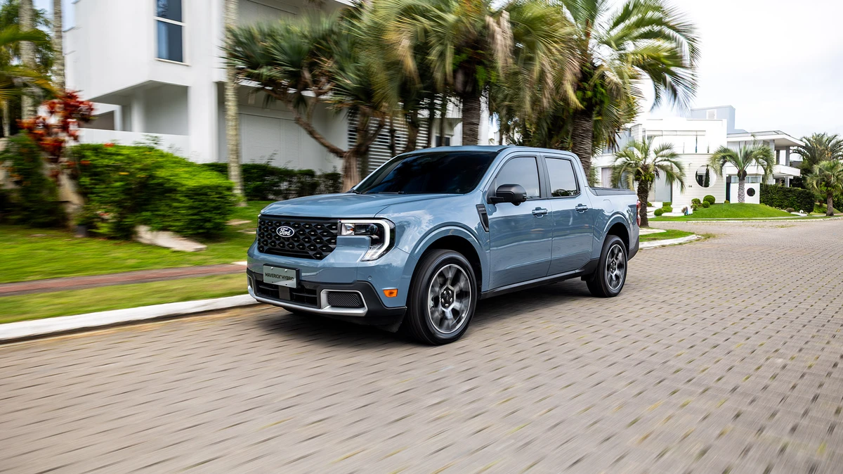 Motorização híbrida de 194 cv entrega melhor desempenho e consumo na faixa de 15 km/l na cidade por Ford/Divulgação