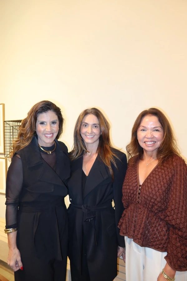 Lara Brotas, Karla Abad, Ana Clark