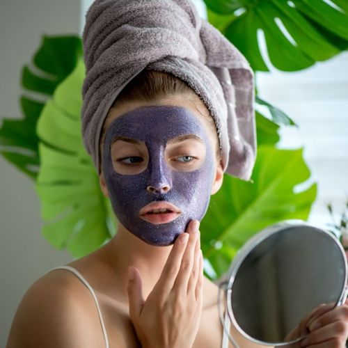 Imagem - Máscara de argila roxa: conheça os benefícios e como usá-la corretamente