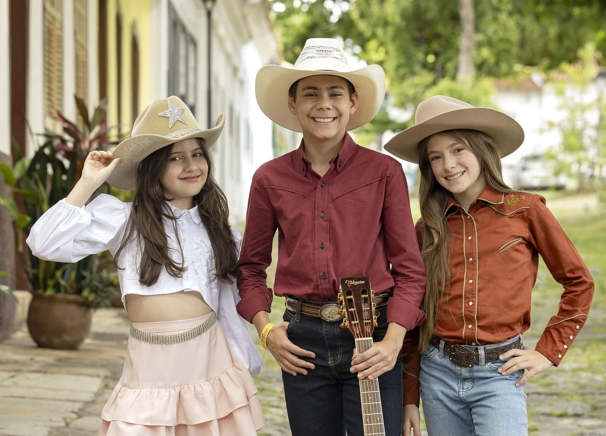 Atriz capixaba Elisa Lucinda vive cantora na próxima novela das sete 