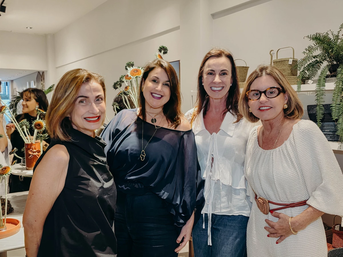 Maria Tereza Nader, Renata Rasseli, Luciana Almeida e Cecília Britto