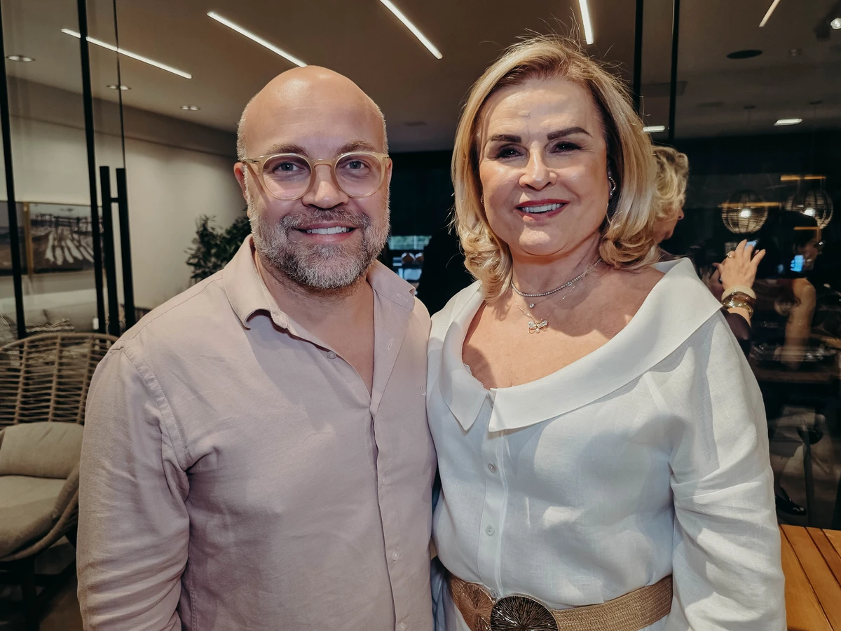 Vitor Cipriano e Zildinha Helal