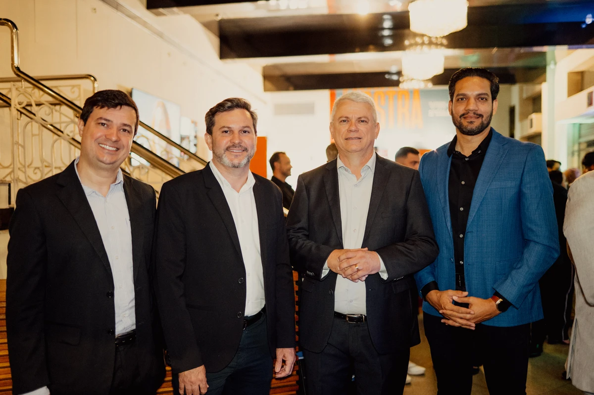  Rominique Fernandes, Atanasio Albuquerque, Marcelo Siqueira e Dellon Viana (Cofril) 