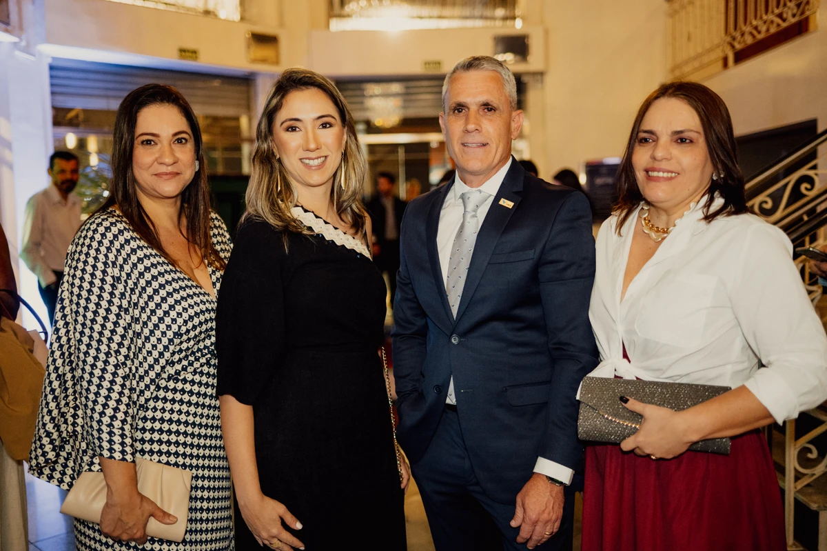 Carla Nascimento, Talita Santos, Rodrigo Vasconcelos e Henriqueta Pinheiro (Vale) 