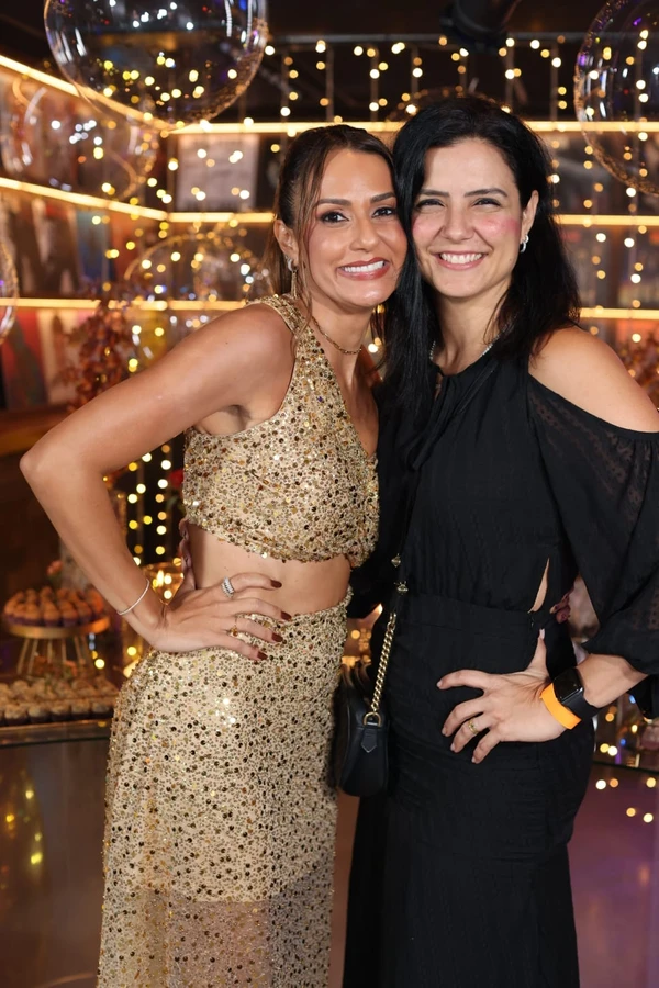 Carol Servino celebra 45