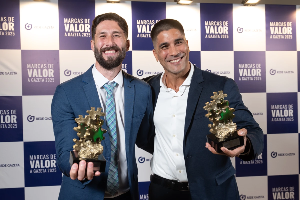 Diego Araujo e Raony R. Rocio (Campinho e Coroa) 