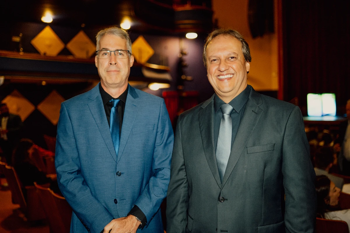 Dr. Alexandre Tironi e Dr. Fabiano Pimentel (Unimed Vitória)