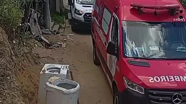 Segundo a PM, a vítima contou que o suspeito discutiu e a agrediu, antes de realizar o ataque com a faca; ninguém foi preso