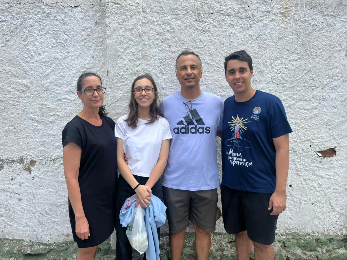 Ana Luísa Camargo, 18 anos, veio acompanhada dos pais e do irmão para mais uma etapa da prova.