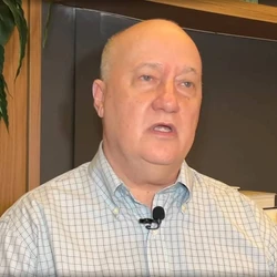 Fernando Augusto Fontes Rodrigues Junior, 61, foi denunciado por homicídio doloso.
Ele admitiu ter bebido, mas disse que tinha condições de dirigir