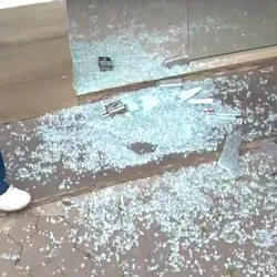 A companheira do homem também acabou detida durante a ação Delegacia Especializada em Crimes Contra Estabelecimentos Comerciais (DCCEC)