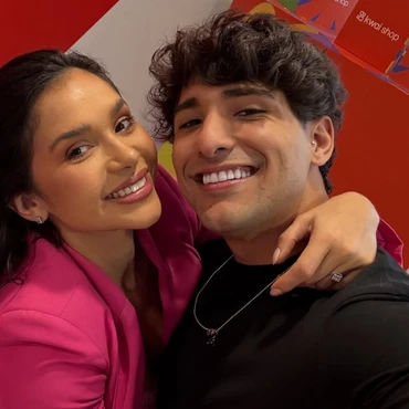 Imagem - Gizelly Bicalho relembra 1° beijo com namorado: "Achavam que era engajamento"