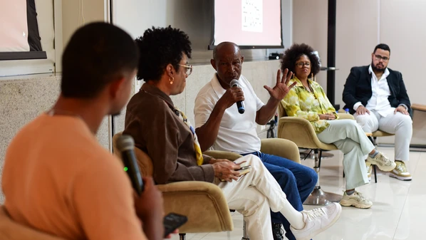 Encontro aprofundou como a produção artística negra constrói narrativas, reafirma identidades e ressignifica imaginários. O evento está em sua terceira edição e reuniu artistas, pesquisadores e público em geral para reflexões.