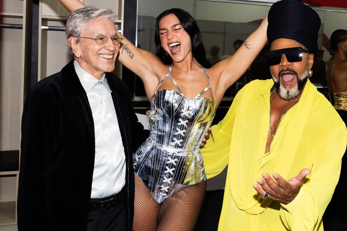 Dua Lipa vai a festa com pagode em São Paulo