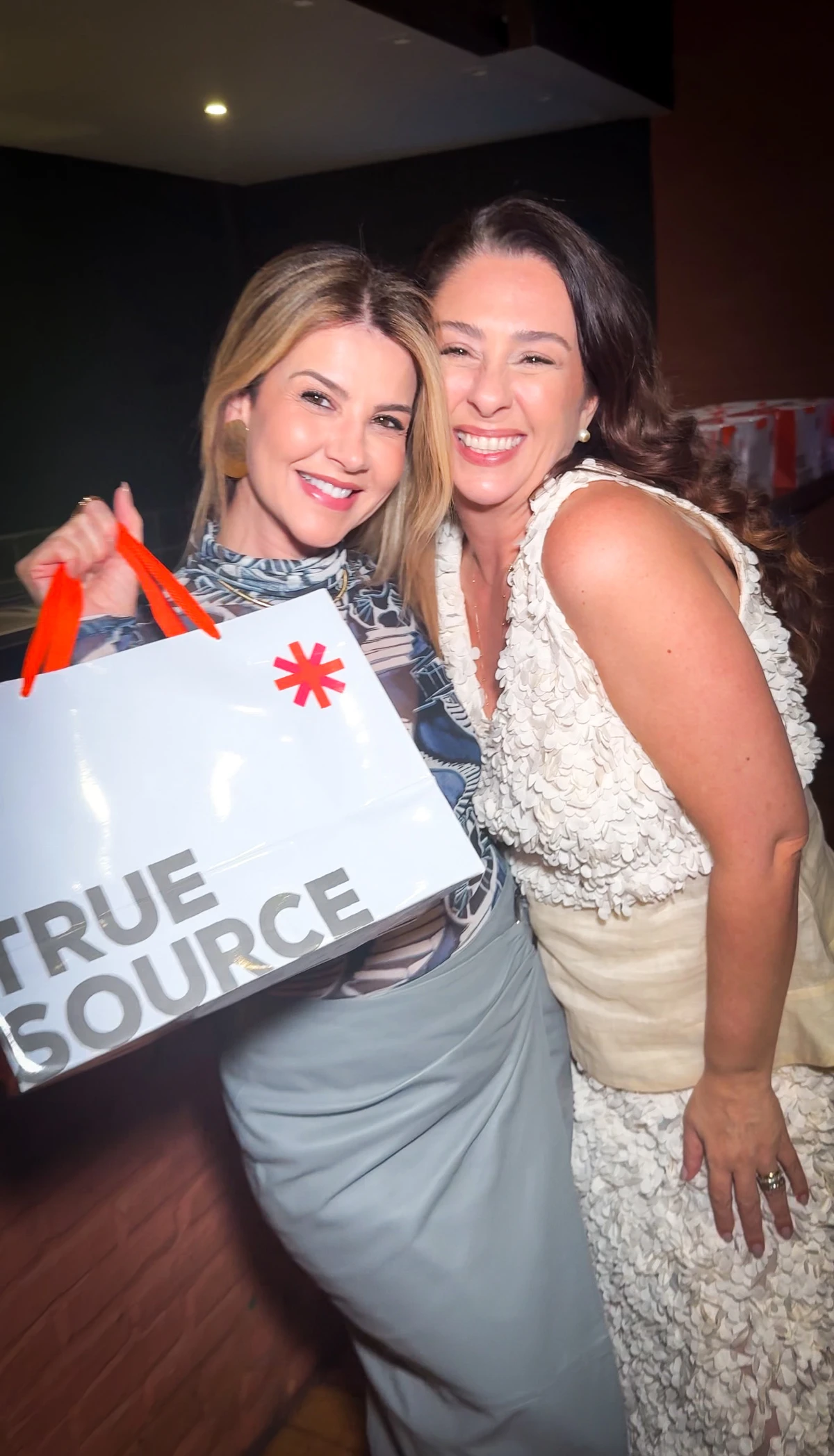 Iracema Neves e Marianne Assbu