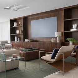 Material com toque atemporal que pode ser aplicado tanto em projetos contemporâneos quanto clássicos