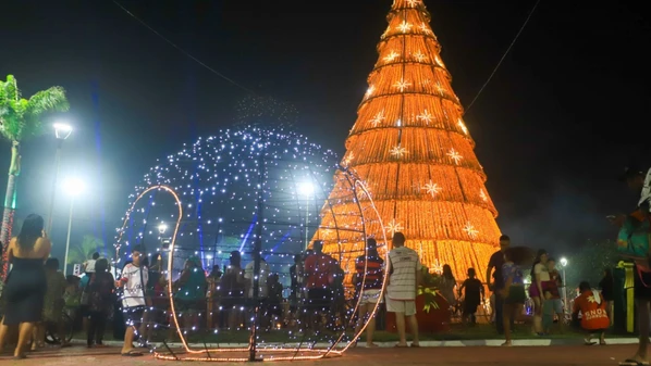 Municípios inauguram suas vilas e programações natalinas com luzes, decoração especial, atrações artísticas e espaços interativos