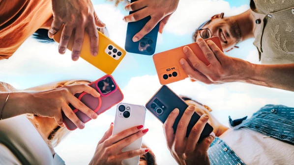 Com o aumento no número de telefones, a expectativa é também de uma variação nos preços. Saiba como escolher um bom aparelho gastando pouco