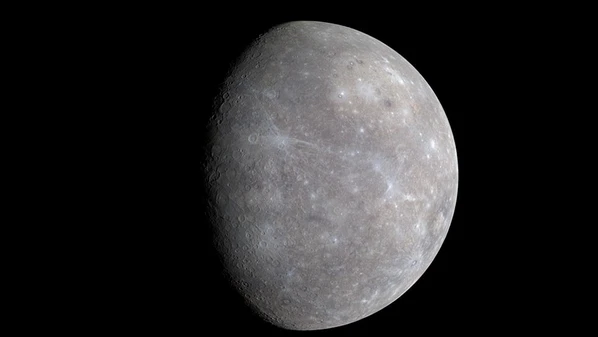 Mercúrio retrógrado em Escorpião pode trazer ex de volta, reacender conversas do passado e abrir espaço para segundas chances no amor