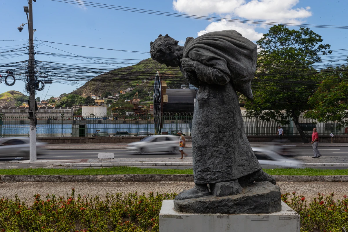 Monumento à Dona Domingas