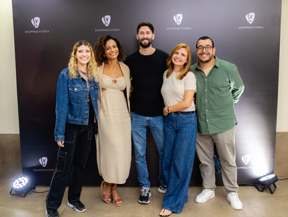 Nathalia Oliveira, Dani Carla, Diego Araújo, Camila Alves e Israel Cruz