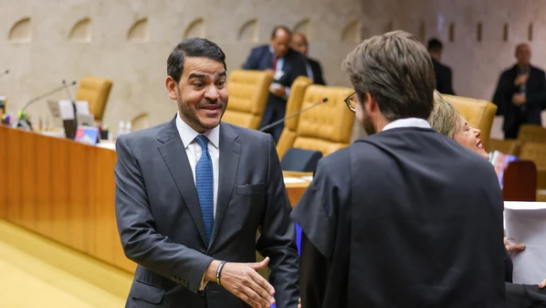 O chefe da AGU se reuniu com o presidente na manhã desta quarta (20) no Palácio da Alvorada, em Brasília, antes de Lula viajar para agenda em São Paulo. Ele foi indicado para vaga aberta com a saída do ministro Luís Roberto Barroso