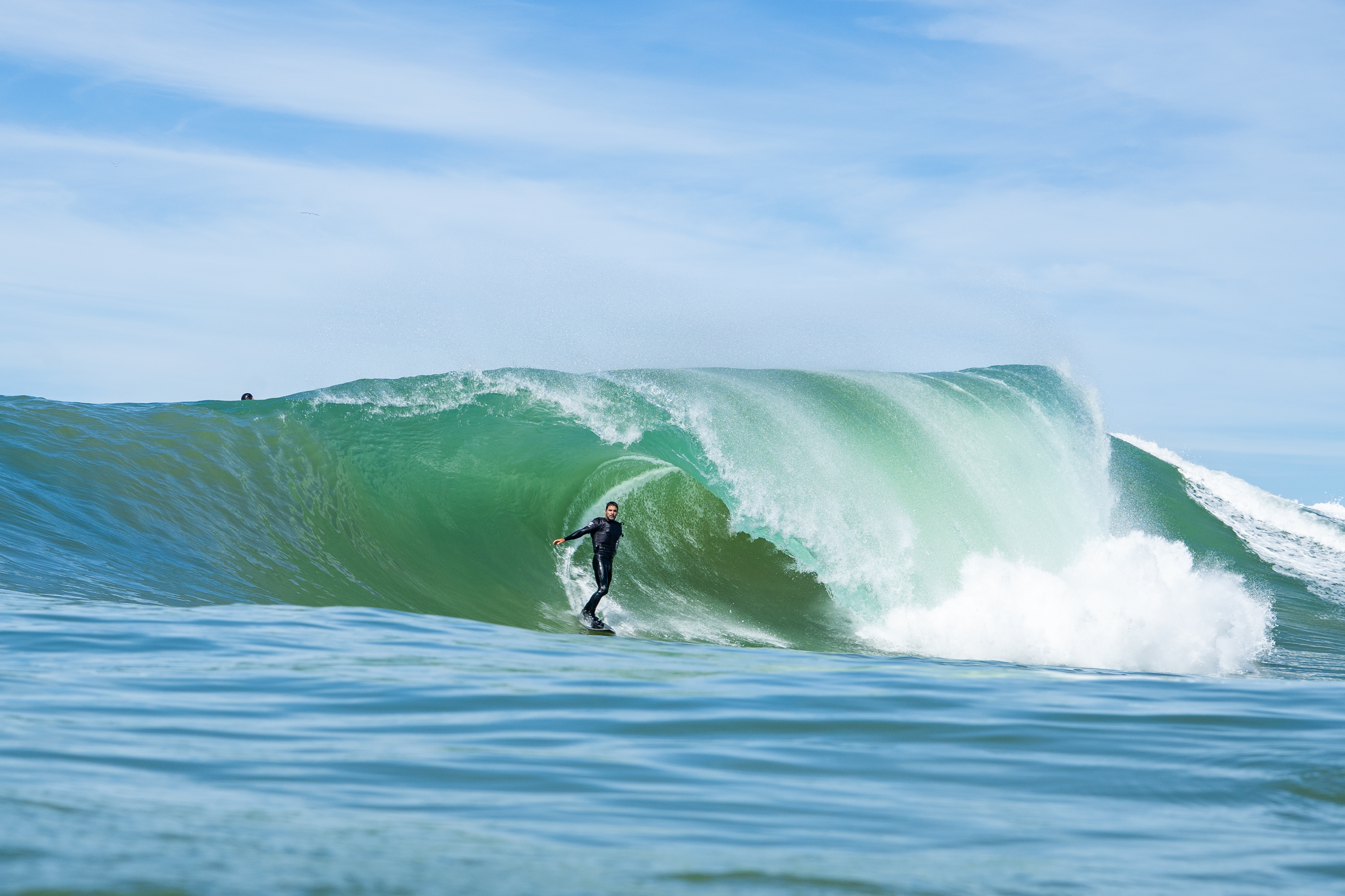 A 'Avalanche', em Vila Velha, é uma onda batizada com este nome devido à força, altura e imponência ao se formar, remetendo ao fenômeno que ocorre em geleiras