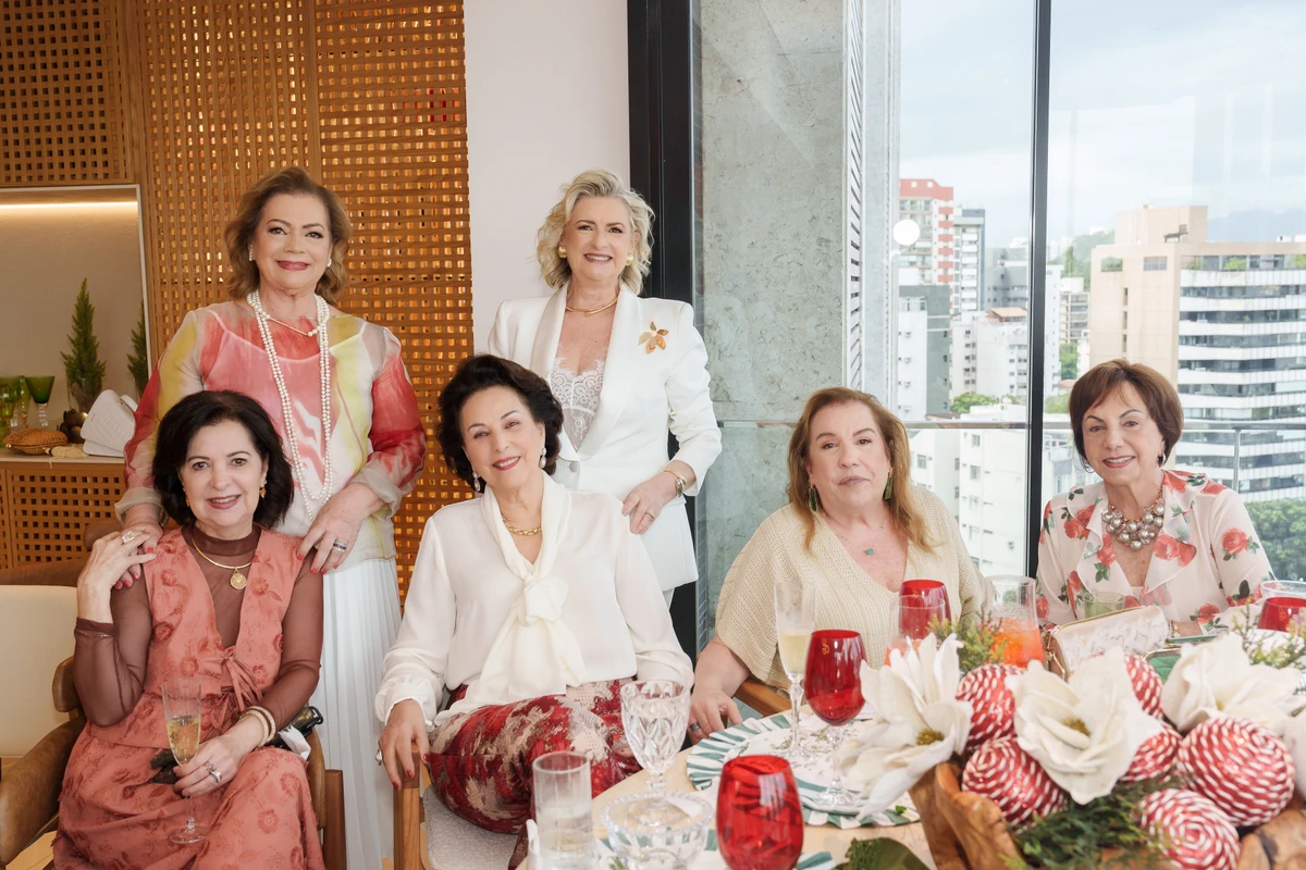 Helvia Abaurre, Gracinha Nader, Gracinha Sarkis, Dalva Carone, Yedda Tavares e Alzira Torres