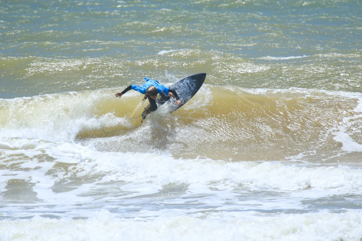 Kaleb Henrque  por WSL/Pedro Paiva