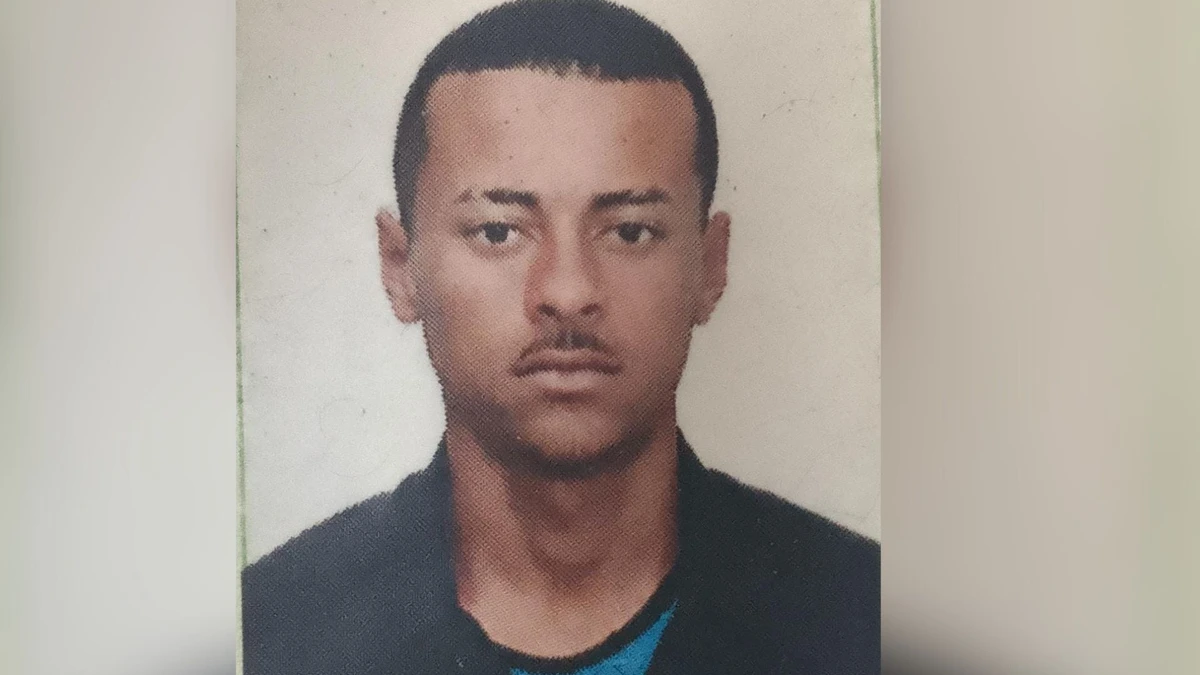 Maycon estava dirigindo o veículo quando ele e os amigos foram abordados pelos bandidos 