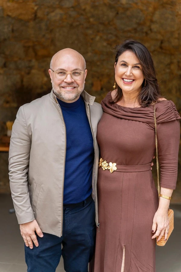 Vitor Cipriano e Renata Rasseli