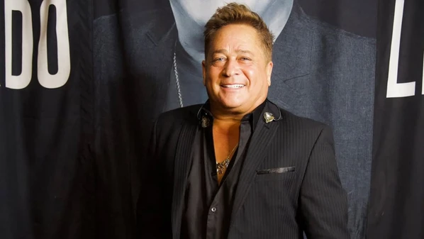 Cantor foi parar no hospital após um quadro de gastroenterite e desidratação