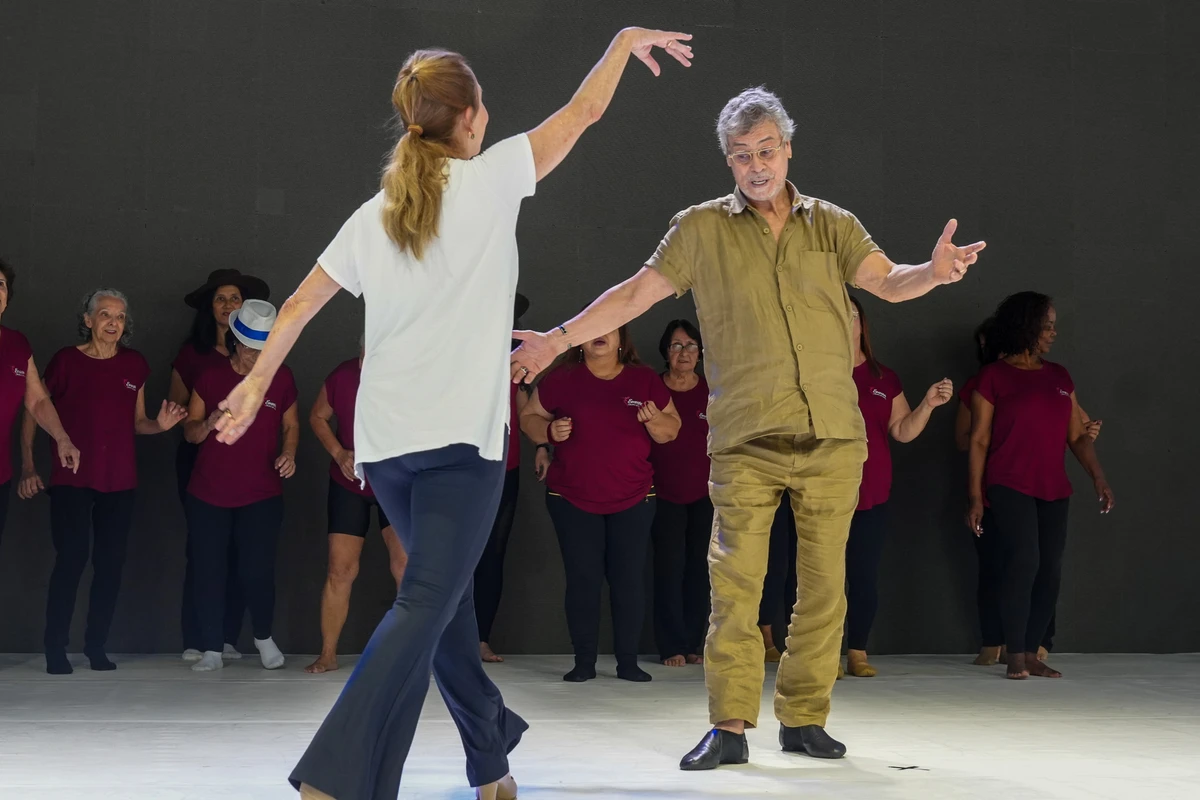 Ana Botafogo e Carlinhos de Jesus em Vila Velha