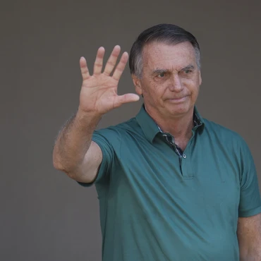 Imagem - Diretor fala pela primeira vez sobre filme de Bolsonaro: 'Sabia que era figura controversa'