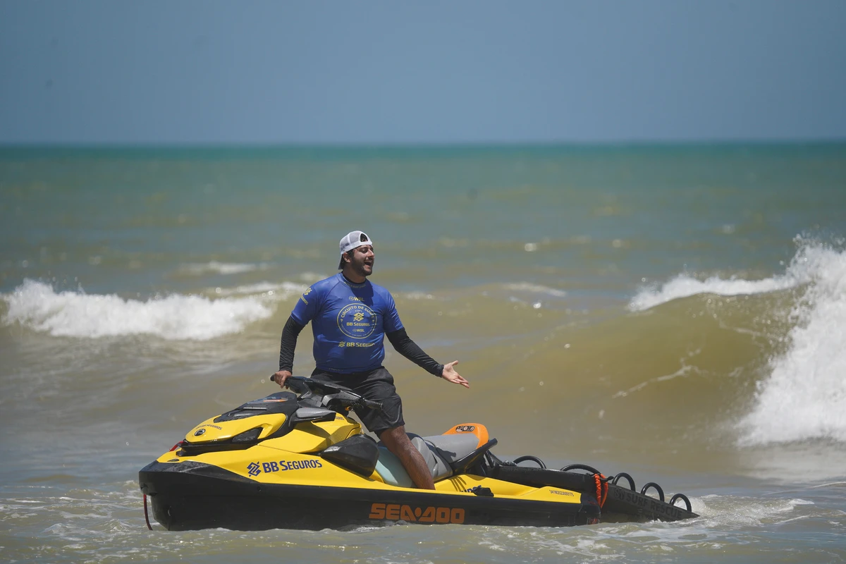 Etapa do WSL (World Surf League) na Praia D'Ulé em Guarapari por Vitor Jubini