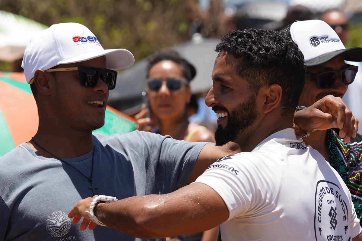 Etapa do WSL (World Surf League) na Praia D'Ulé em Guarapari por Vitor Jubini