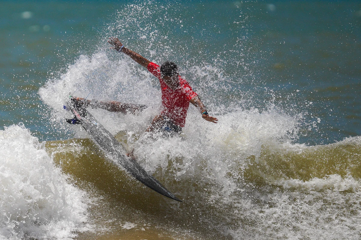 MEtapa do WSL (World Surf League) na Praia D'Ulé em Guarapari por Vitor Jubini