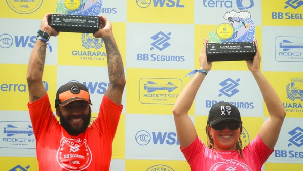 Jadson André ofereceu à conquista ao filhinho, que completava aniversário nesse domingo (23); já Laura Raupp triunfou sobre quem a inspirou na competição na Praia d'Ulé, em Guarapari