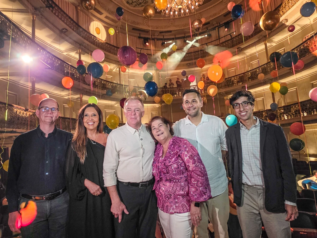 Edson Barbosa, Erika Kunkel, Renato Casagrande, Virginia Casagrande, Fabricio Noronha, Andrés Côrtes 