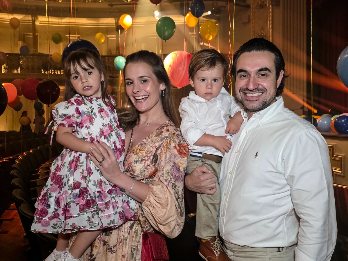 Eva, Eileen Varejão,  Enrico e Thiago Magalhães