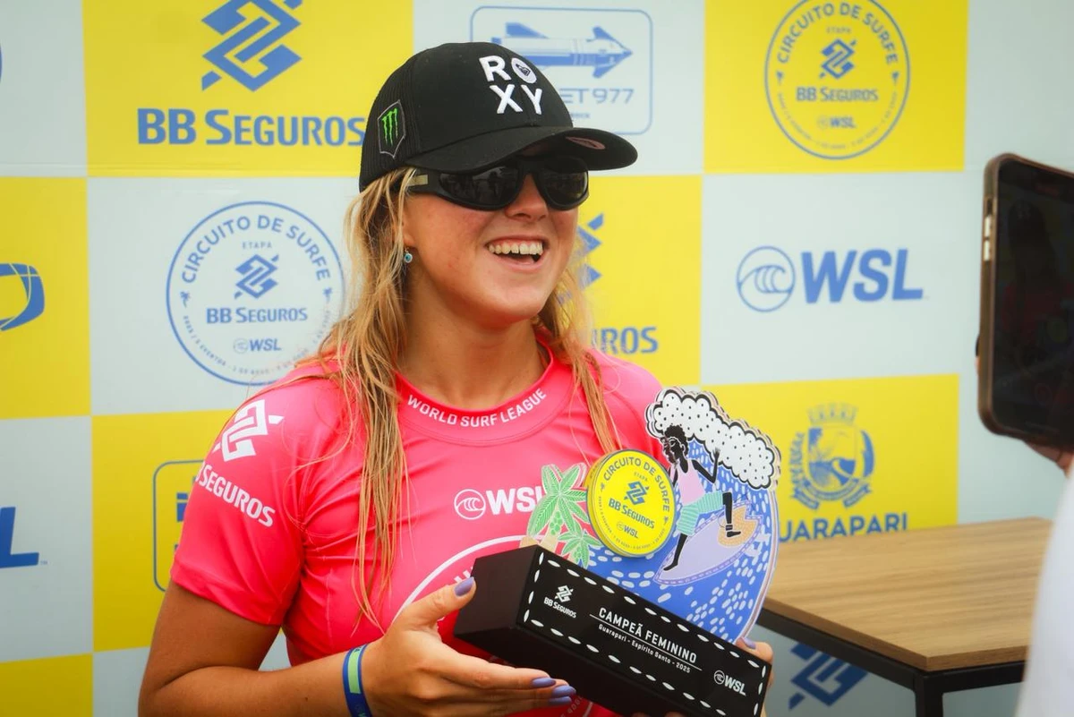 Laura Raupp é a grande campeã da etapa da WSL no ES