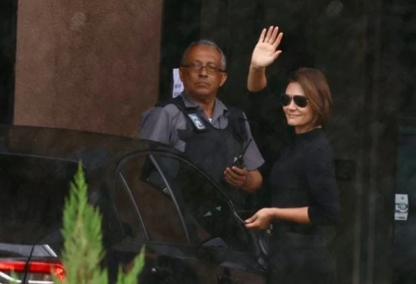 Michelle Bolsonaro chega à Superintendência da Polícia Federal, em Brasília, para visitar Jair Bolsonaro