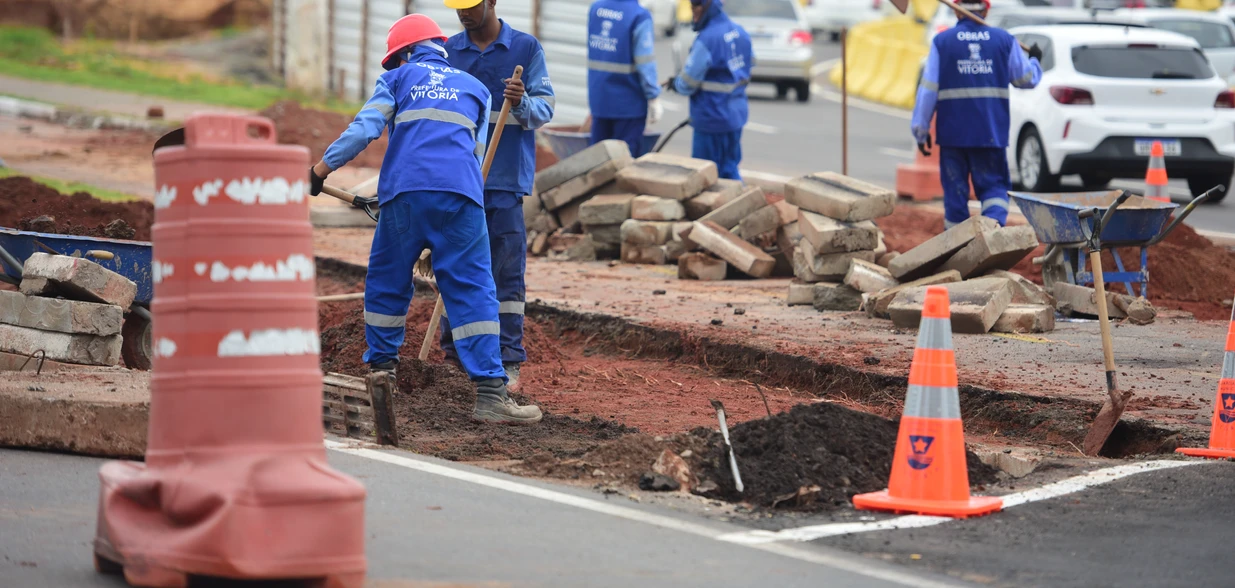 Quem explica é o secretário municipal de Obras de Vitória, Gustavo Perin