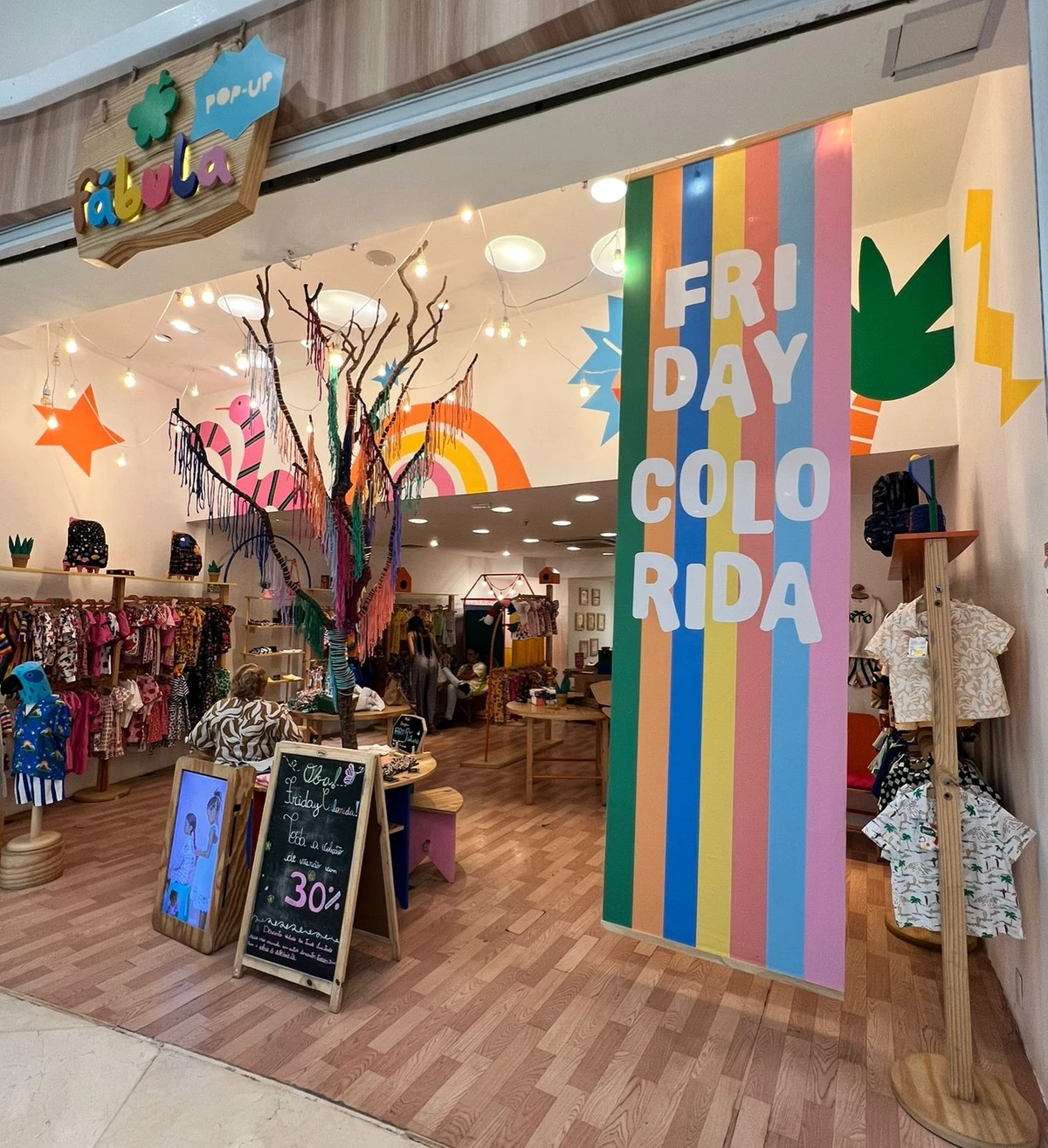 Fábula: toda a coleção de verão com 30% de desconto, válido por tempo limitado.  por Shopping Vitória/Divulgação