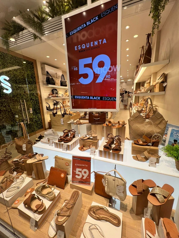 Sonho dos Pés: itens a partir de R$ 59,90. por Shopping Vitória/Divulgação