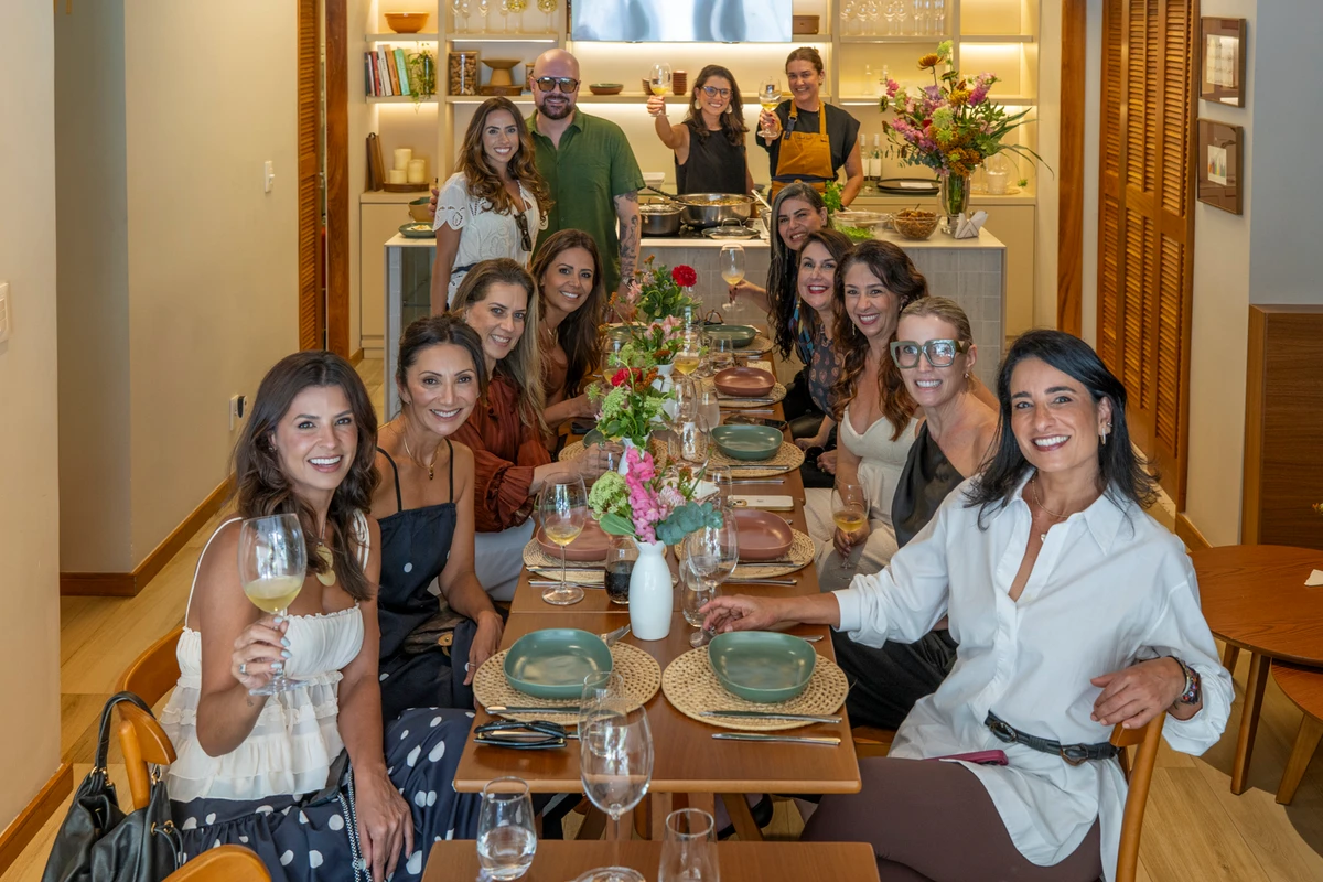 Confraternização "Poucos & Bons"